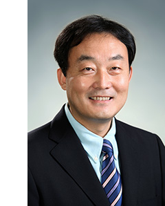 1707193023493856.png 人物照片2002.png